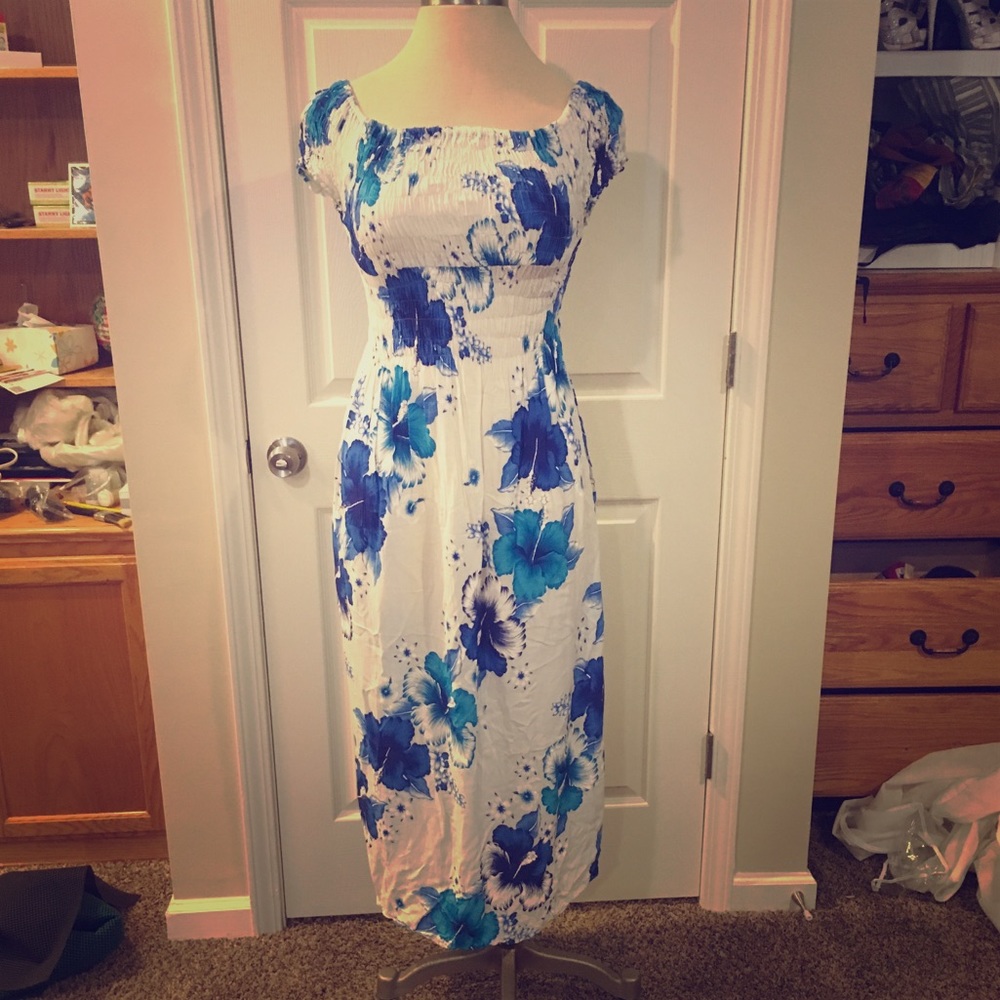 Hawaiian style long dress